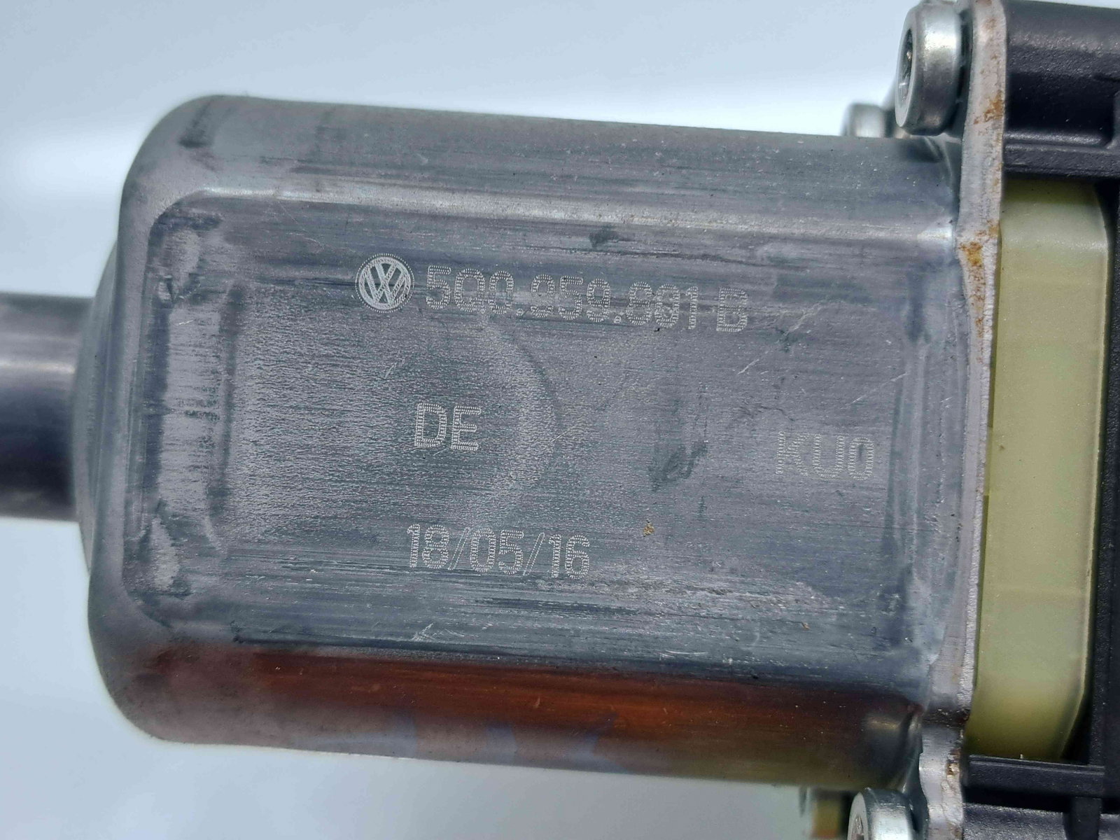 Motoras geam stanga fata Skoda Octavia 3 Combi (5E5) [Fabr 2012-prezent] 5Q0959801B - imagine 2