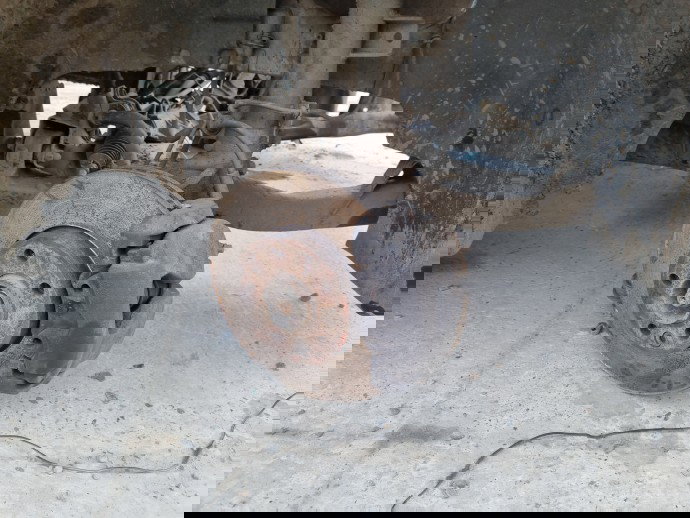 Fuzeta fata dreapta Volkswagen Transporter 5 (7HB, 7HJ) [Fabr 2004-2013] 2.0 TDI CAA 75KW / 102CP