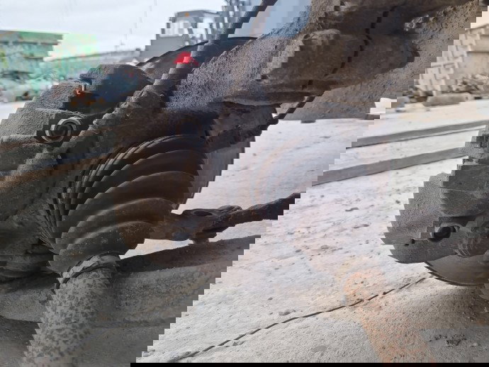 Fuzeta fata dreapta Volkswagen Transporter 5 (7HB, 7HJ) [Fabr 2004-2013] 2.0 TDI CAA 75KW / 102CP