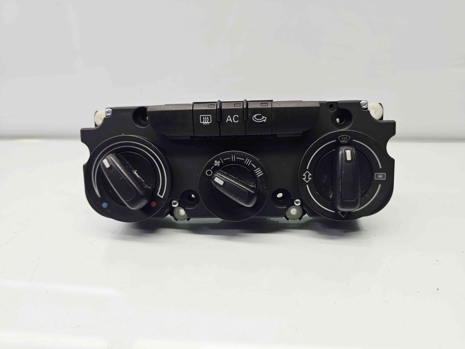 Panou comanda clima Audi A3 Sportback (8PA) [Fabr 2004-2013] Facelift 8P0820047D - imagine 2