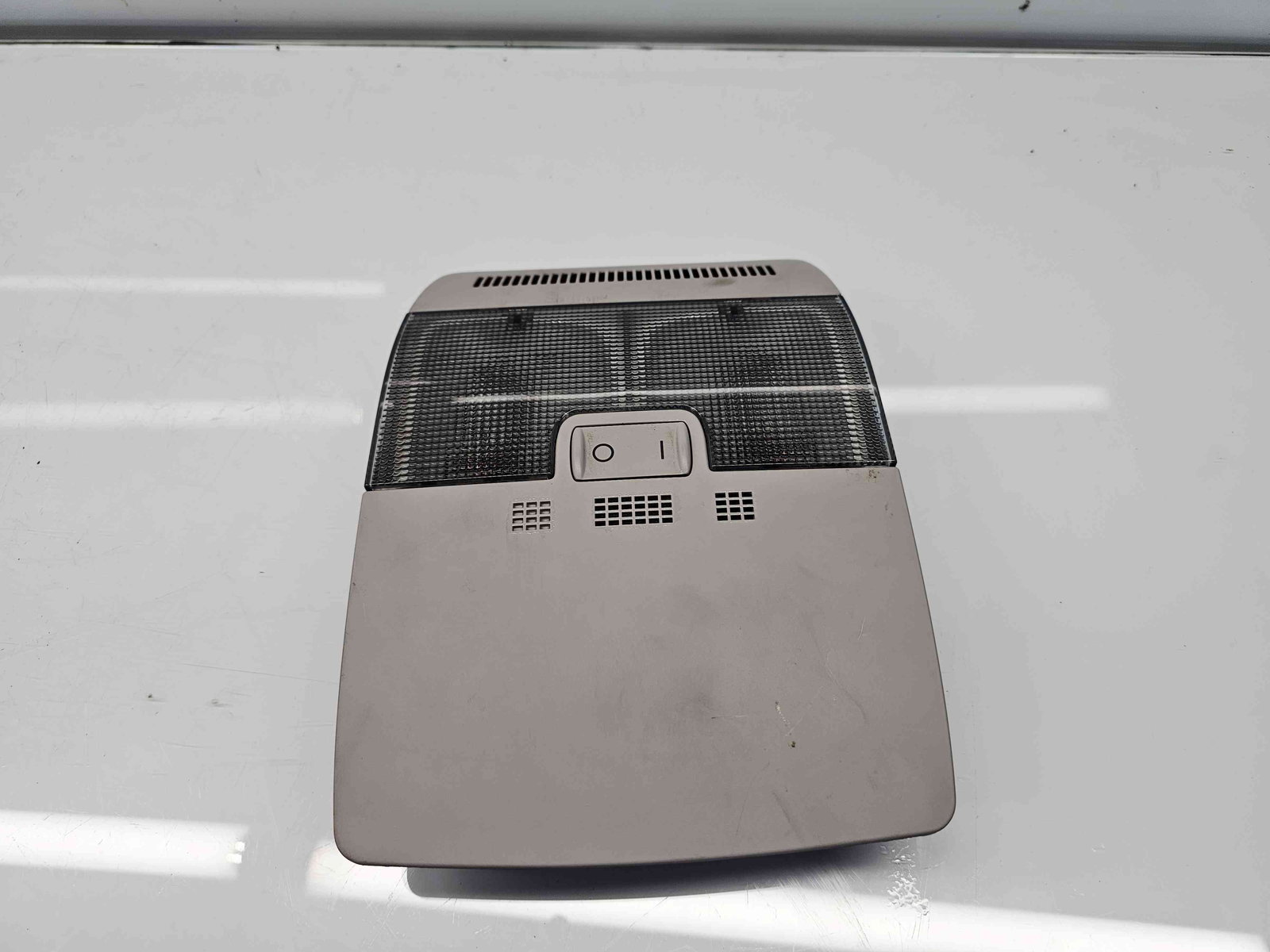 Plafoniera fata Audi A3 Sportback (8PA) [Fabr 2004-2013] Facelift 8P0947135D - imagine 1