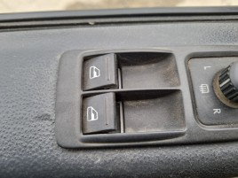  Butoane comanda geamuri sofer Volkswagen Transporter 5 (7HB, 7HJ) [Fabr 2004-2013] OEM