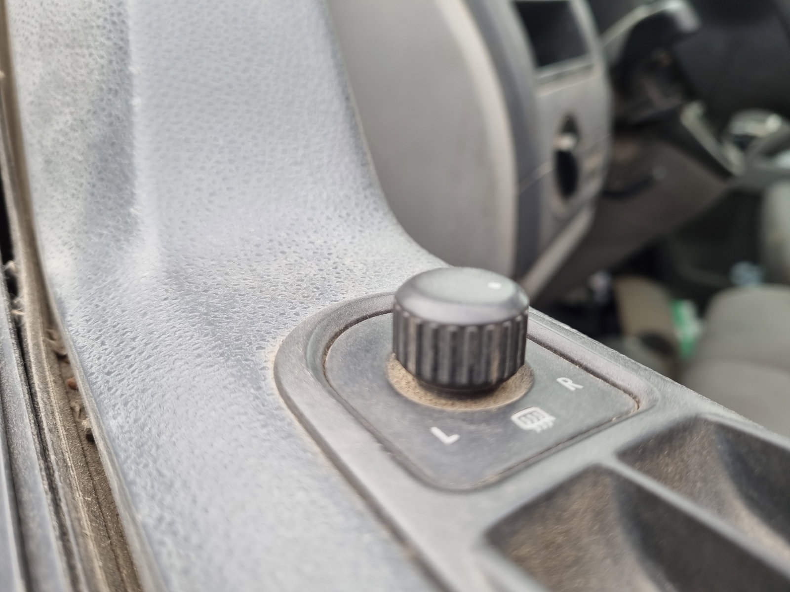 Buton reglaj oglinzi Volkswagen Transporter 5 (7HB, 7HJ) [Fabr 2004-2013] OEM - imagine 2