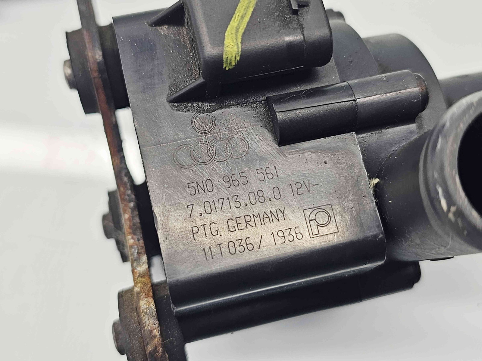 Pompa recirculare apa Skoda Octavia 2 Combi (1Z5) [Fabr 2004-2013] Facelift 5N0965561 2.0 TDI CEGA 125KW / 170CP - imagine 2