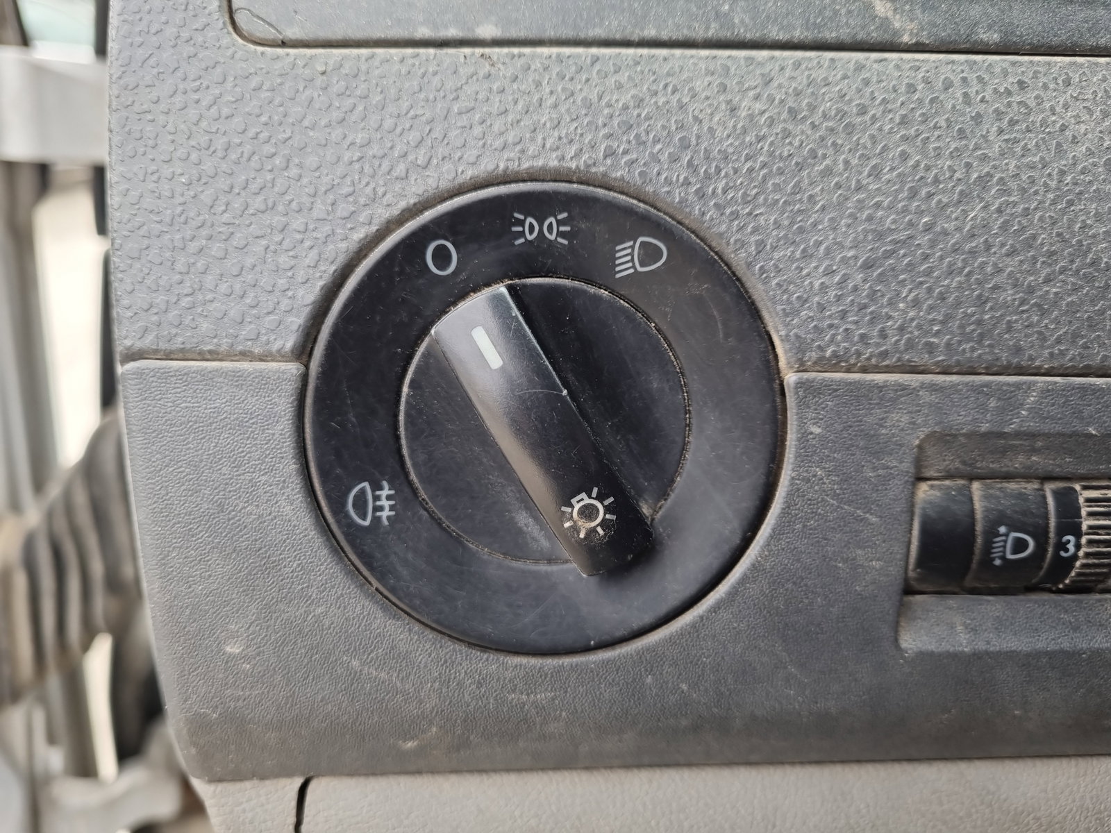 Bloc lumini Volkswagen Transporter 5 (7HB, 7HJ) [Fabr 2004-2013] OEM