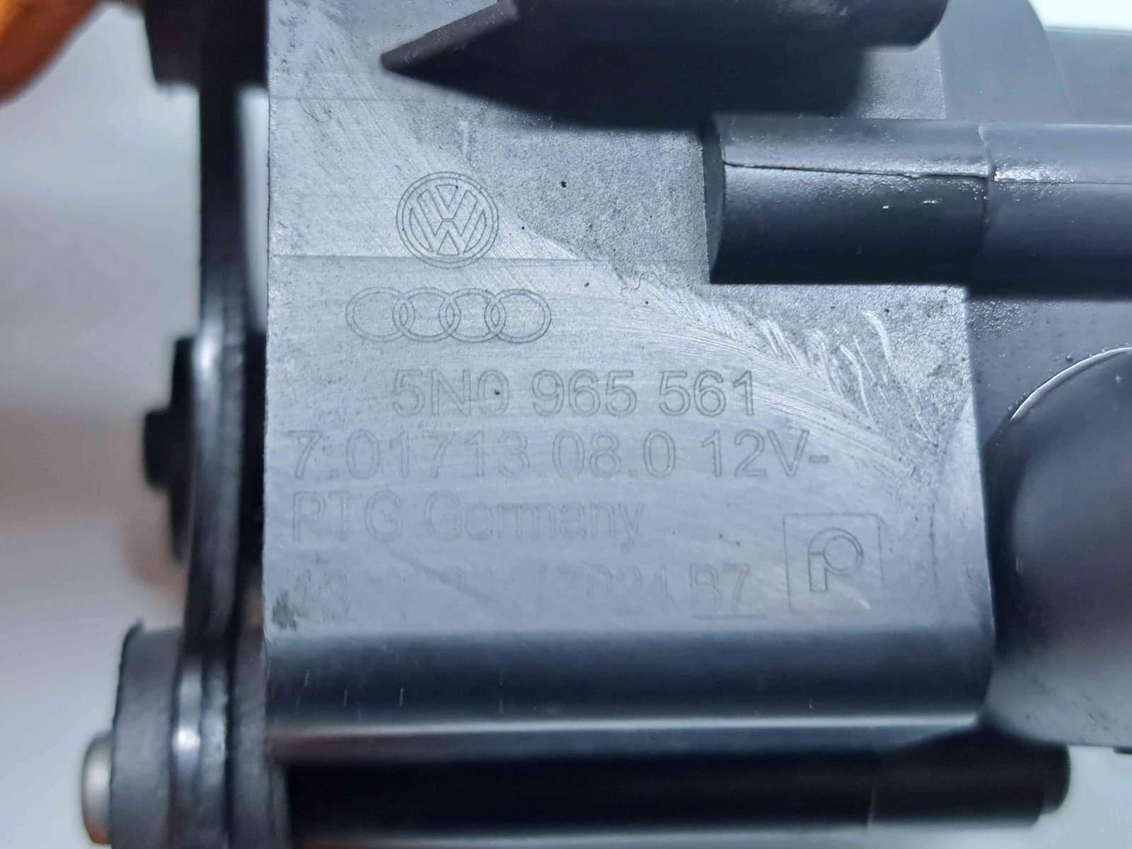 Pompa recirculare apa Skoda Yeti (5L) [Fabr 2009-2020] 5N0965561 2.0 TDI CFHA 81KW / 110CP - imagine 4