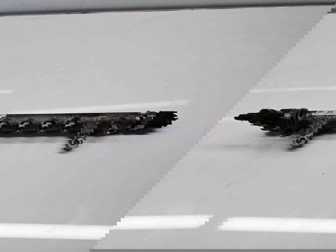 Rampa injectoare Skoda Octavia 2 Combi (1Z5) [Fabr 2004-2013] Facelift 03L130089 2.0 TDI CEGA 125KW / 170CP