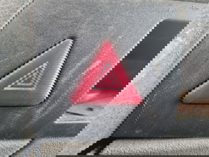  Buton avarii Volkswagen Transporter 5 (7HB, 7HJ) [Fabr 2004-2013] OEM