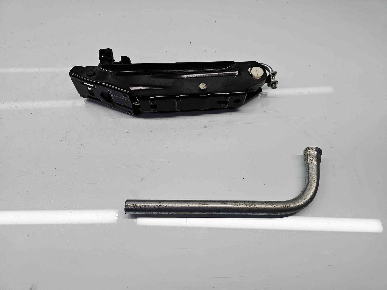 Set cric si cheie Audi A3 Sportback (8PA) [Fabr 2004-2013] Facelift OEM - imagine 2