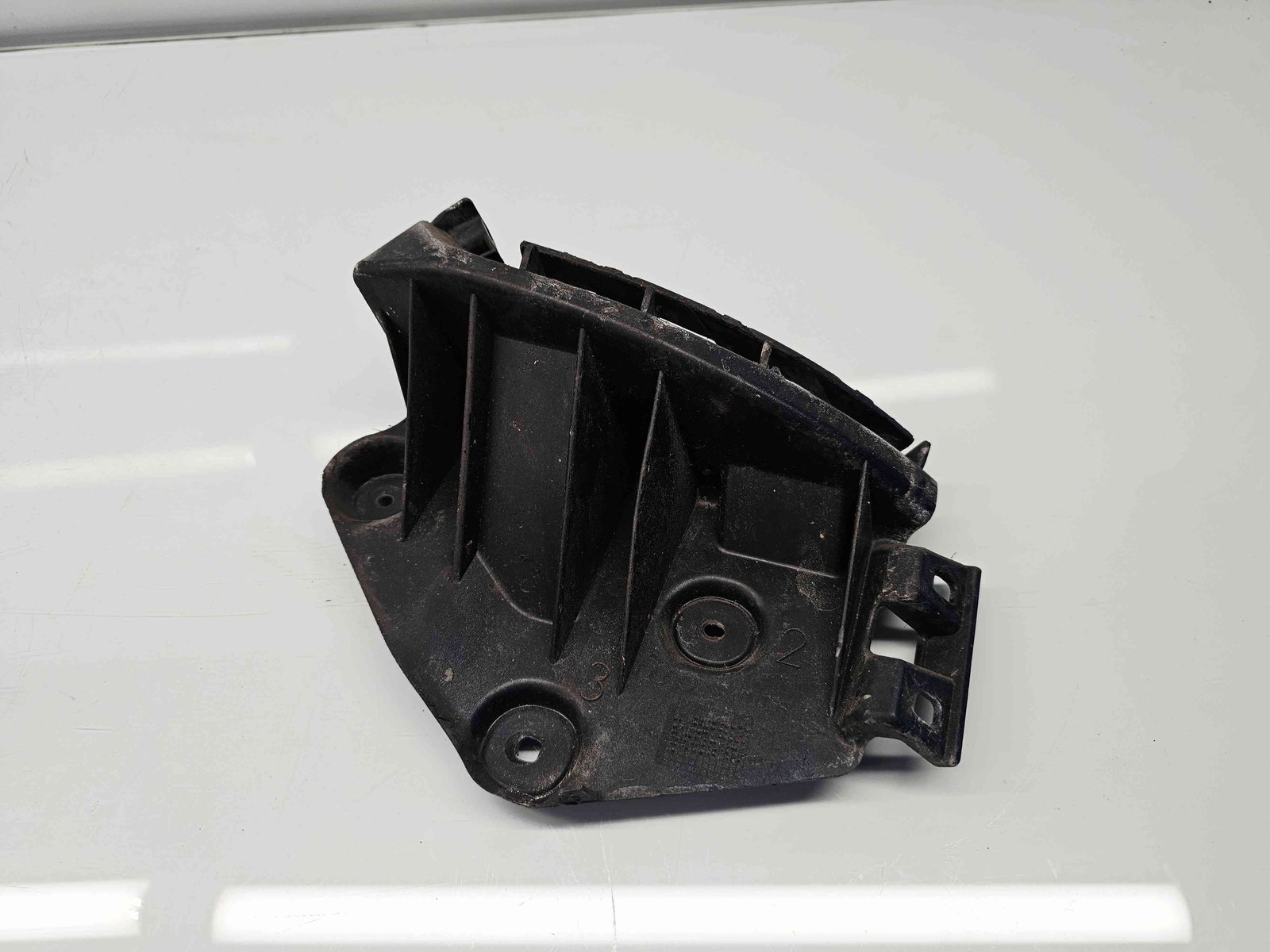 Suport bara dreapta spate Audi A3 Sportback (8PA) [Fabr 2004-2013] Facelift 8P4807394A - imagine 1