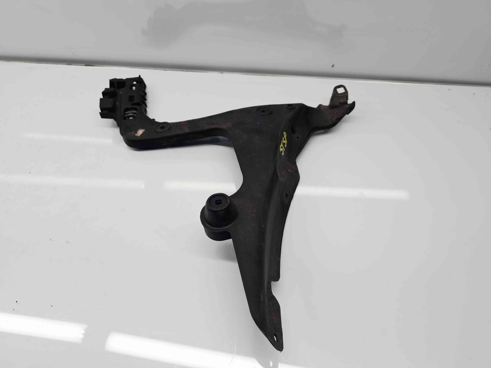 Suport bara stanga spate Audi A3 Sportback (8PA) [Fabr 2004-2013] Facelift 8P4807377B - imagine 1