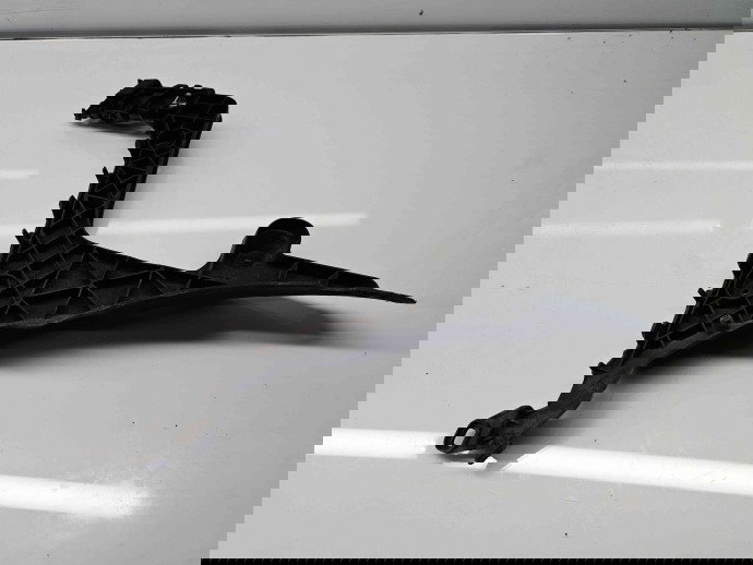 Suport bara stanga spate Audi A3 Sportback (8PA) [Fabr 2004-2013] Facelift 8P4807377B