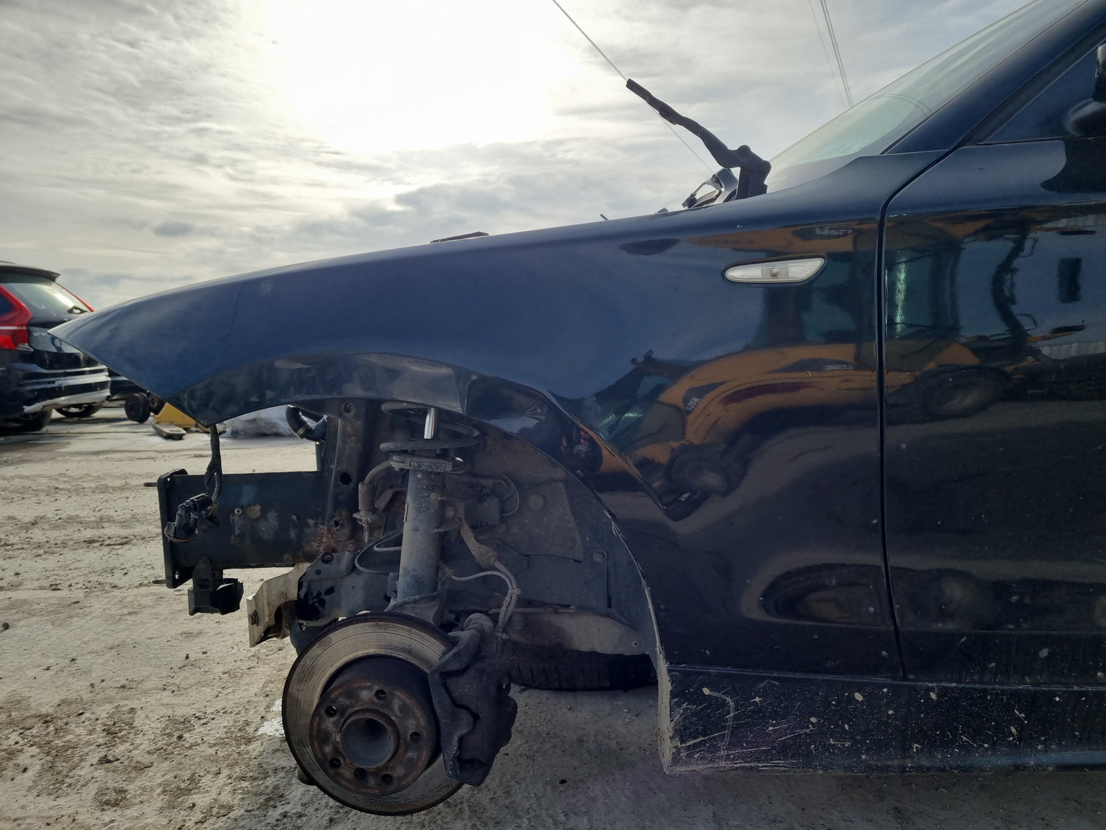 Aripa stanga fata Bmw 1 (E81, E87) [Fabr 2004-2010] OEM - imagine 1