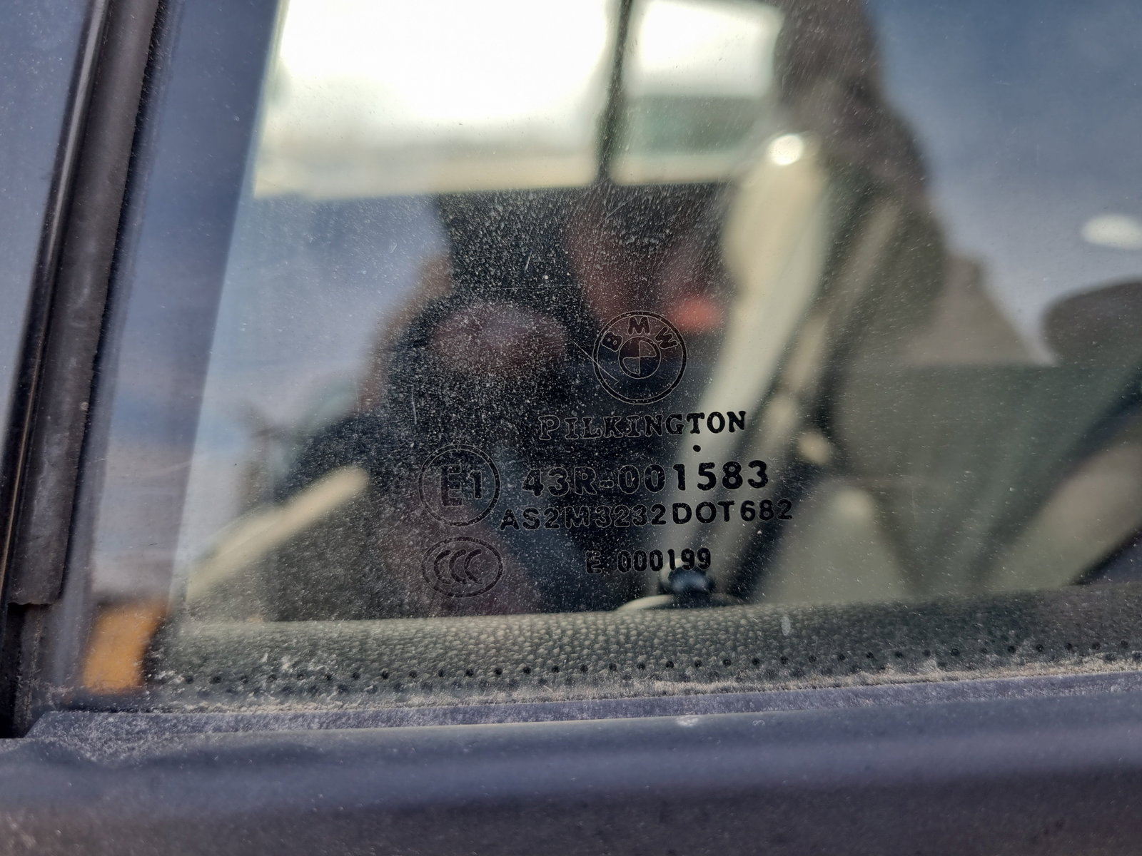 Geam fix usa stanga spate Bmw 1 (E81, E87) [Fabr 2004-2010] OEM - imagine 2