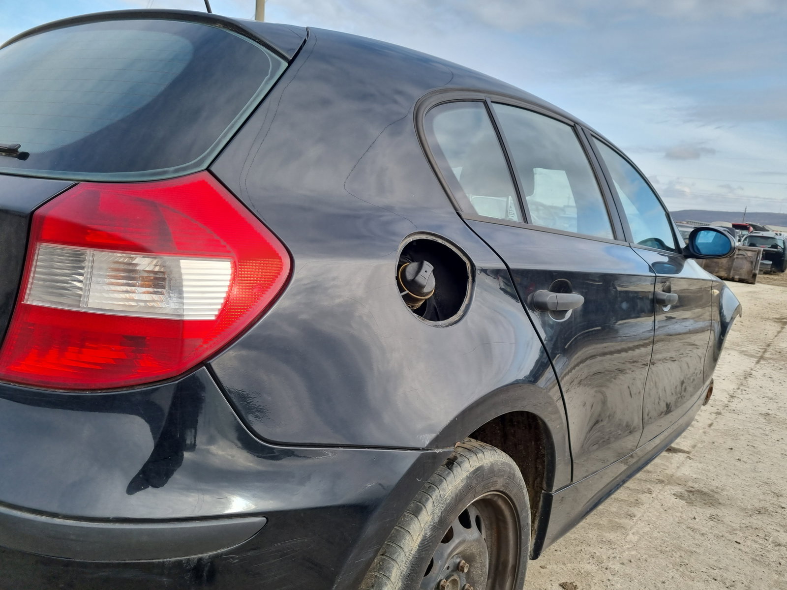 Aripa dreapta spate Bmw 1 (E81, E87) [Fabr 2004-2010] OEM - imagine 2