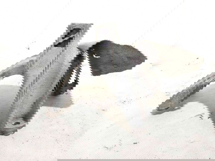 Suport motor 8K0199308BR Audi A5 2.0 CAHA 2007-2015