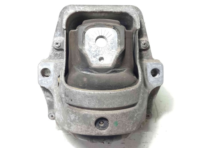 Tampon motor 8K0199381 Audi A5 2.0 CAHA 2007-2015