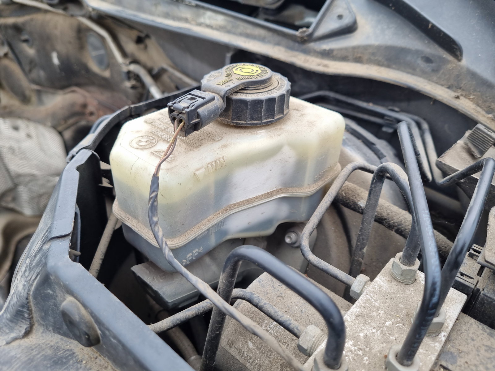 Vas lichid frana Bmw 1 (E81, E87) [Fabr 2004-2010] OEM - imagine 2