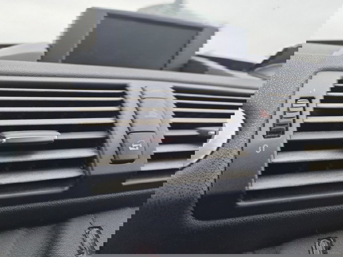  Grila aerisire centrala Bmw 1 (E81, E87) [Fabr 2004-2010] OEM