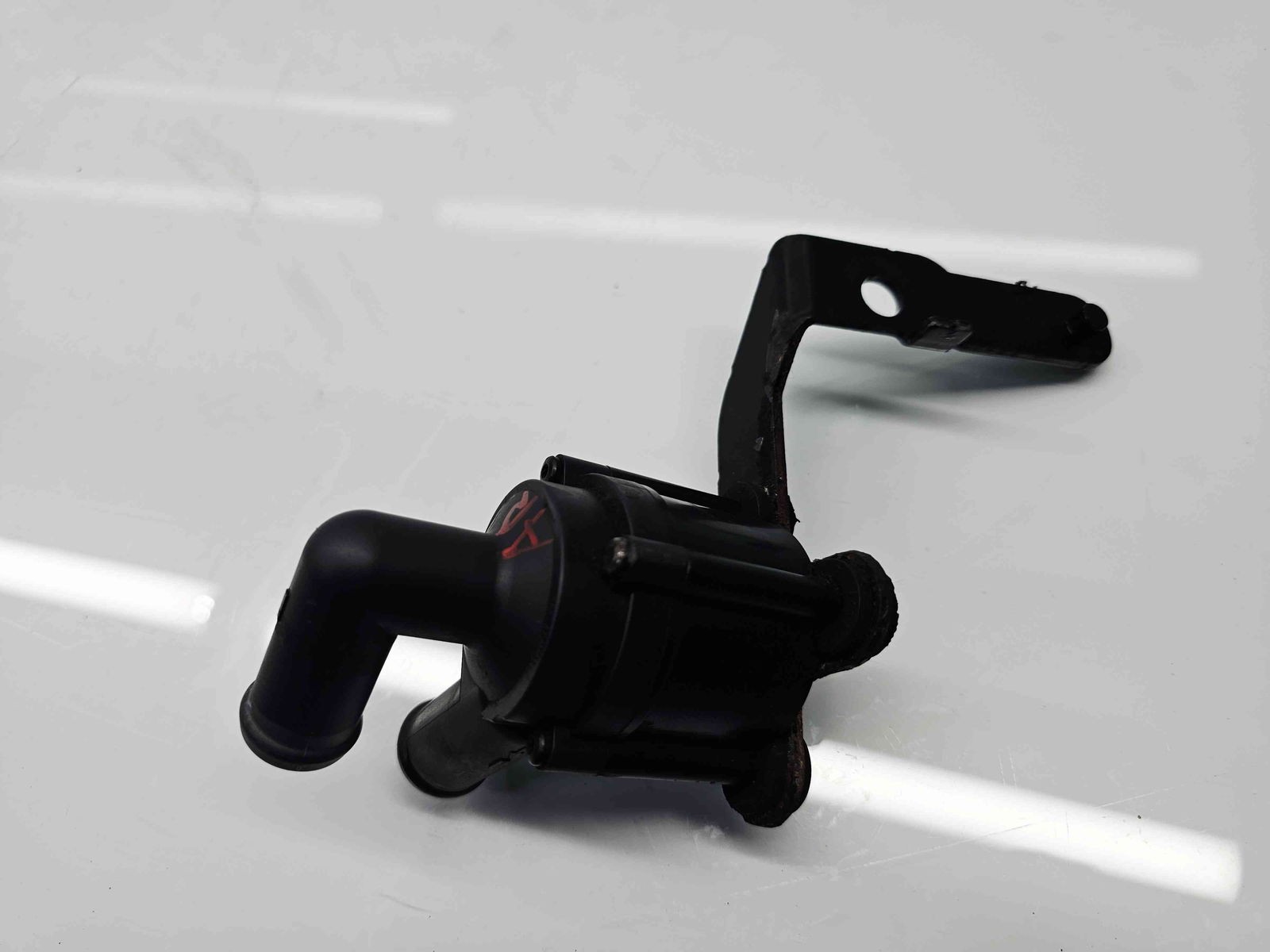 Pompa recirculare apa Volkswagen Tiguan (5N) [Fabr 2007-2016] 5N0965561 2.0 TDI CEGA 125KW / 170CP - imagine 3