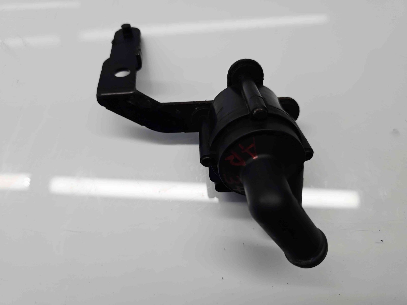 Pompa recirculare apa AUDI Q5 (8RB) [ Fabr 2008-2016] 5N0965561 2.0 TDI CEGA 125KW / 170CP - imagine 2