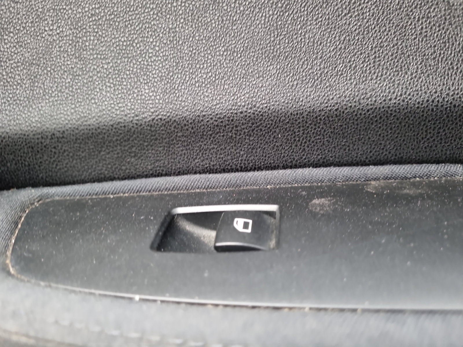 Buton geam dreapta fata Bmw 1 (E81, E87) [Fabr 2004-2010] OEM - imagine 1