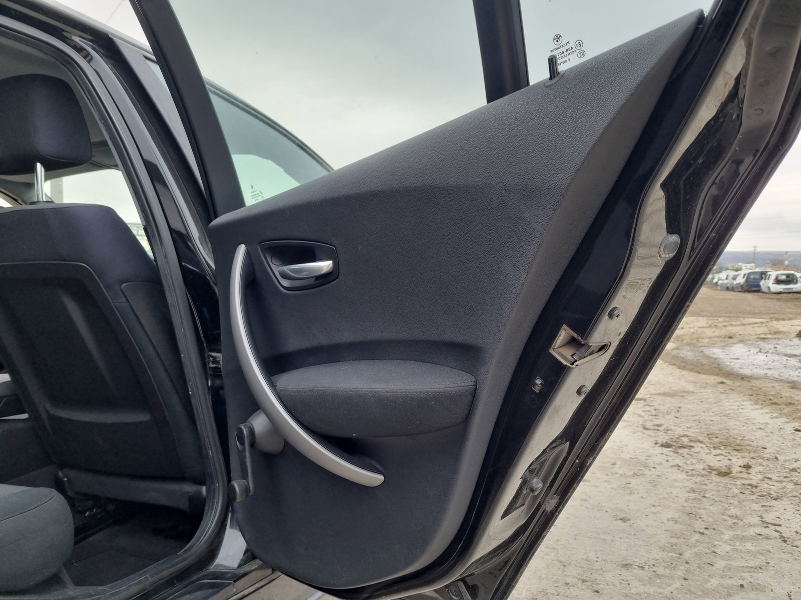 Tapiterie usa dreapta spate Bmw 1 (E81, E87) [Fabr 2004-2010] OEM - imagine 2