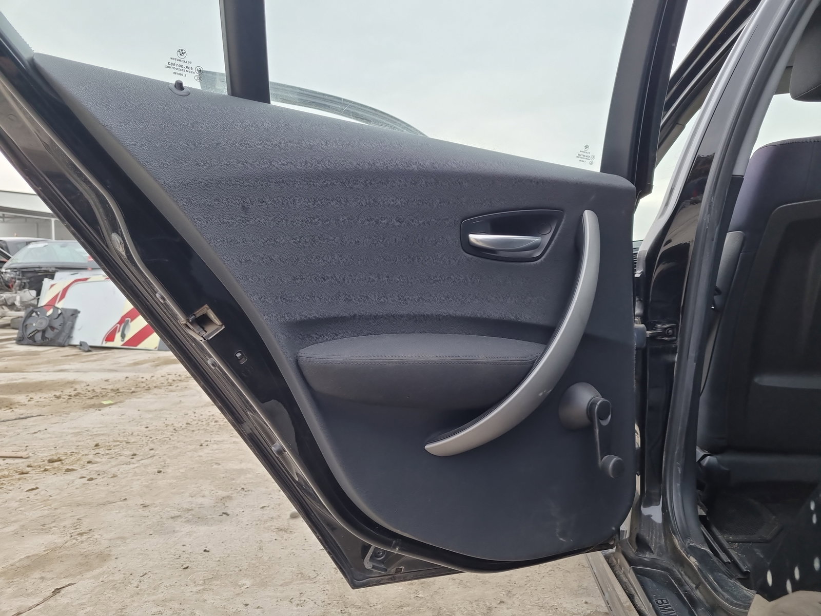 Tapiterie usa stanga spate Bmw 1 (E81, E87) [Fabr 2004-2010] OEM - imagine 1