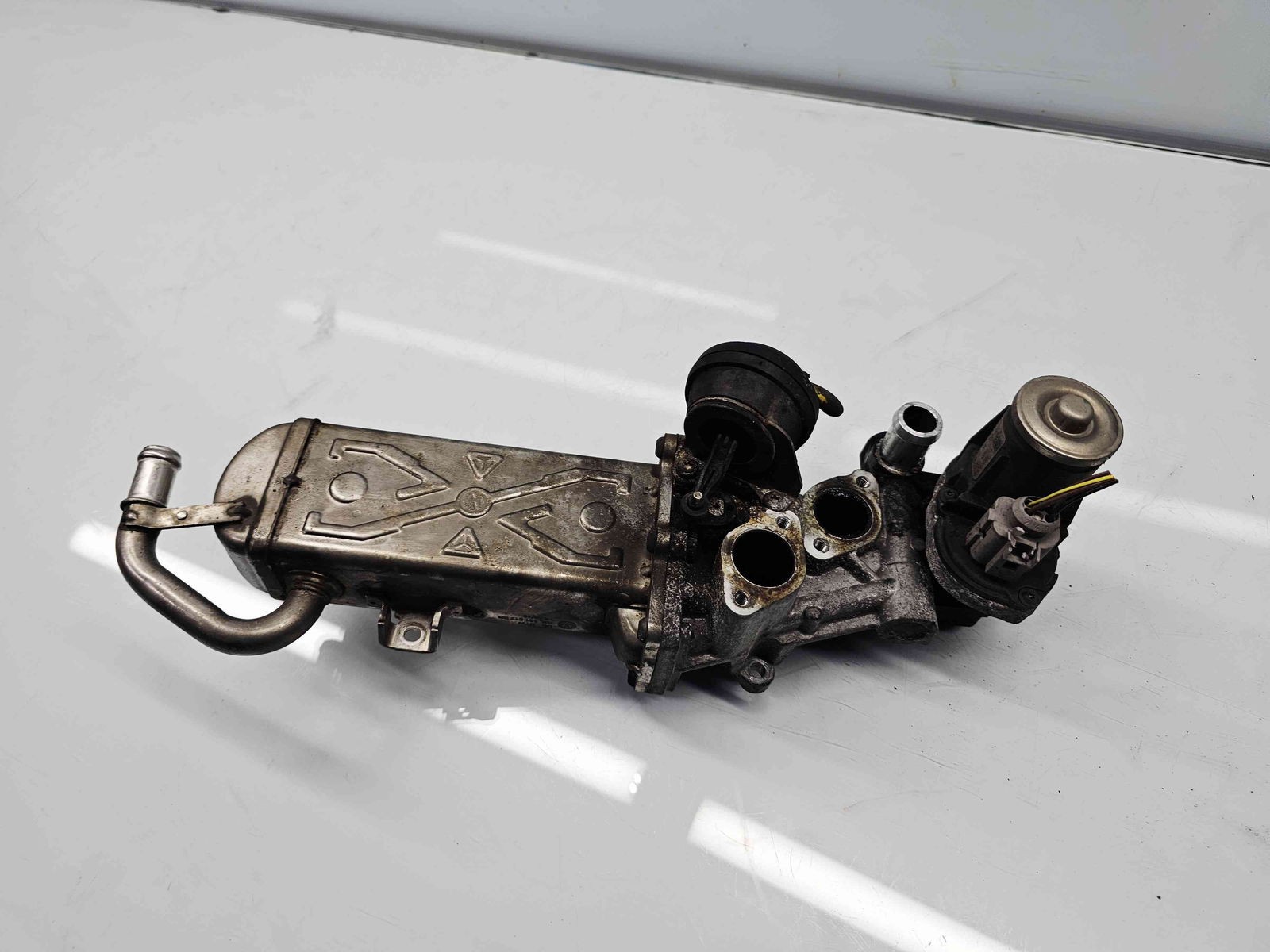 Racitor gaze Volkswagen Caddy 3 (2KA, 2KH) [Fabr 2004-2009] 03L131512BB 2.0 TDI CFFB 103KW / 140CP - imagine 2