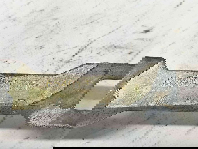 Balama capota stanga 654013159R Dacia Logan 2 1.5 K9K 2012-2022