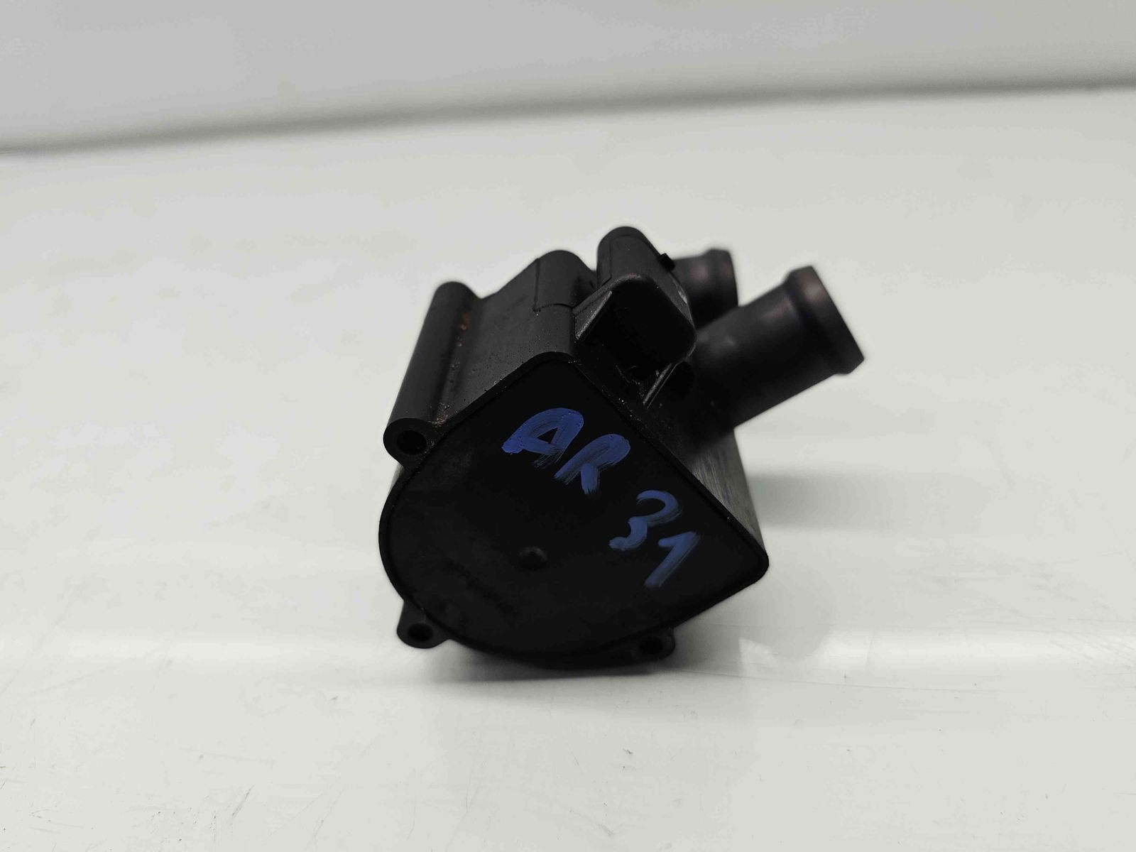 Pompa recirculare apa Seat Altea XL (5P5, 5P8) [Fabr 2006-2015] 5N0965561 2.0 TDI CFFB 103KW / 140CP - imagine 4