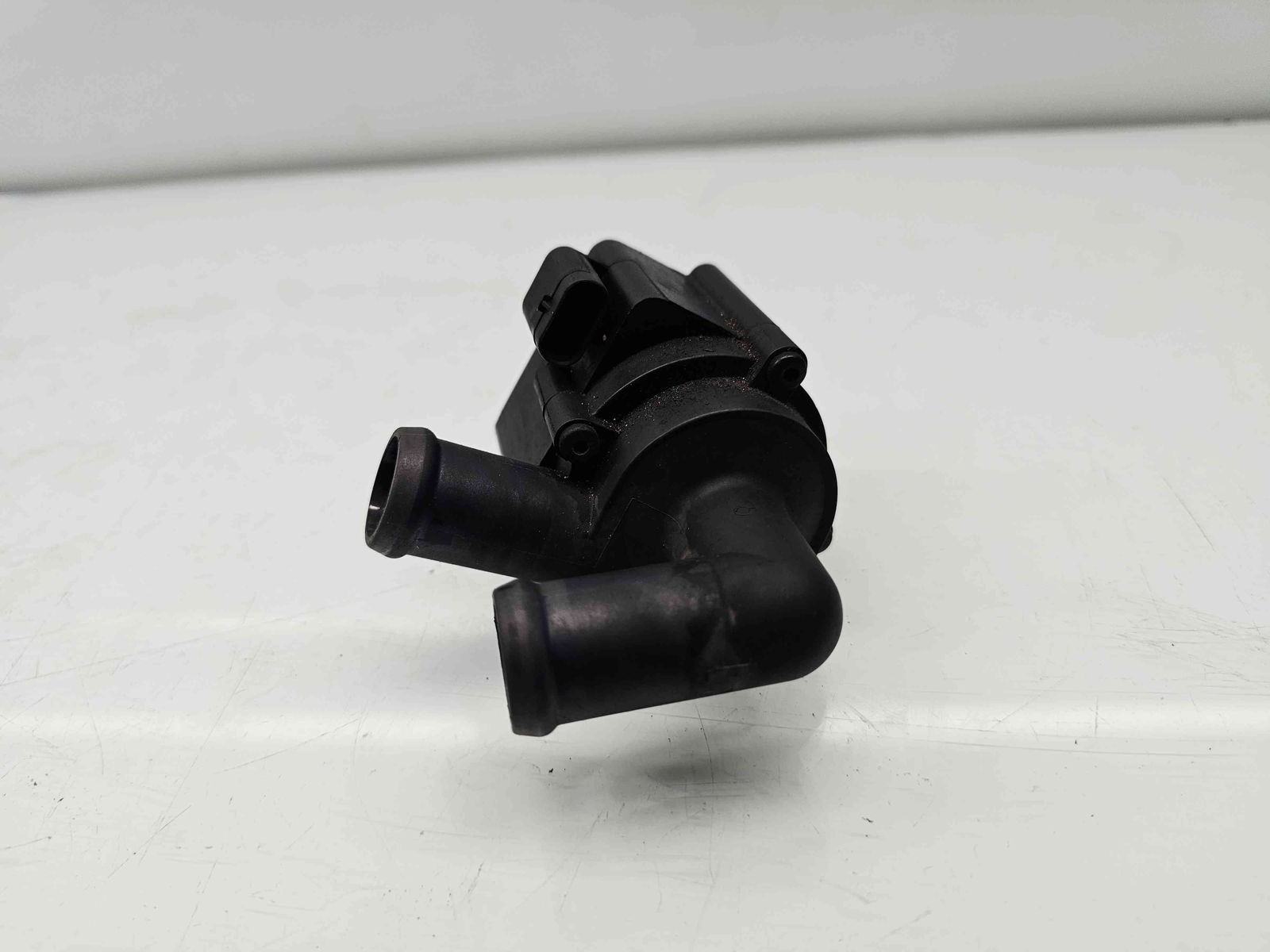 Pompa recirculare apa Volkswagen Passat B7 (362) [Fabr 2010-2014] 5N0965561 2.0 TDI CFFB 103KW / 140CP - imagine 5