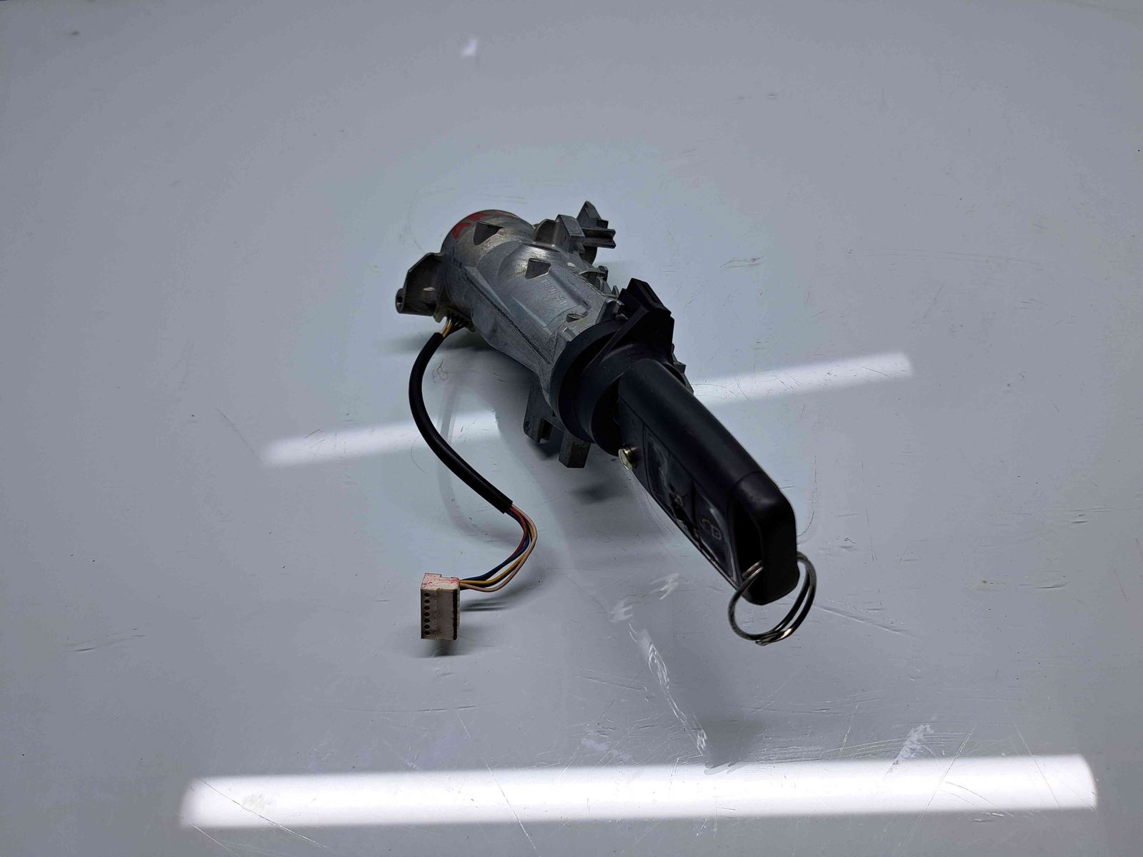 Contact cu cheie Volkswagen Golf 7 (5G) [Fabr 2014-prezent] 1K0905851 2.0 TDI CRMB110KW / 150CP - imagine 2