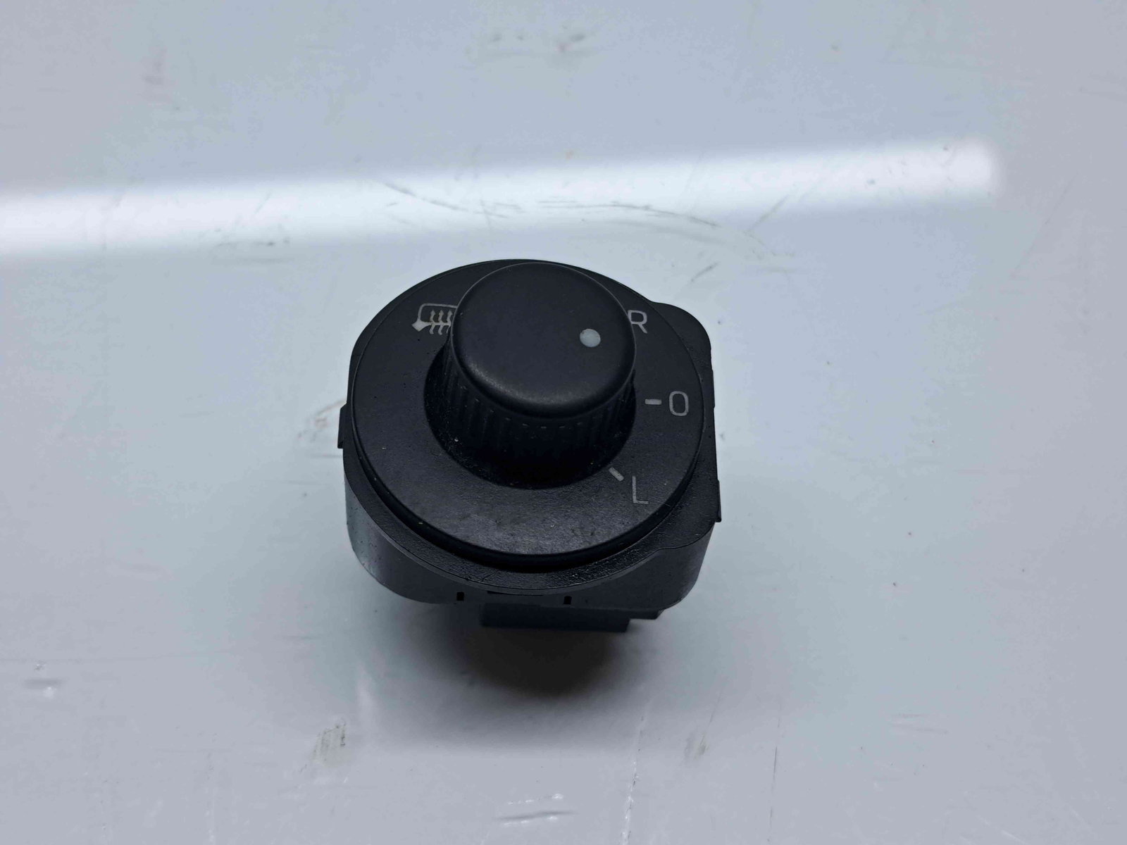 Buton reglaj oglinzi Skoda Yeti (5L) [Fabr 2009-2020] 1Z2959565H