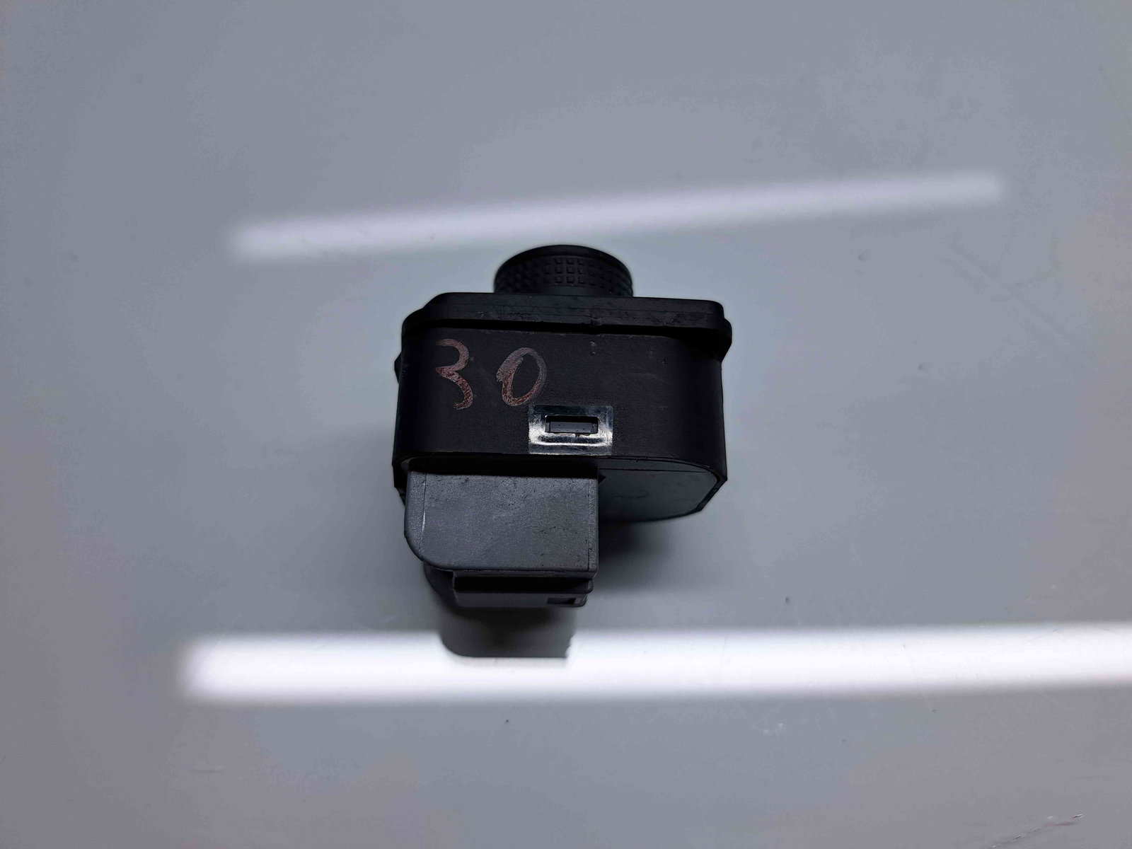 Buton reglaj oglinzi Volkswagen Passat B8 Variant (3G5) [Fabr 2015-prezent] 3G0959565B - imagine 3