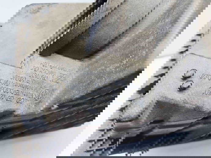 Carcasa filtru aer Volkswagen Transporter 5 (7HB, 7HJ) [Fabr 2004-2013] 7E0129601 2.0 TDI CAA 75KW / 102CP