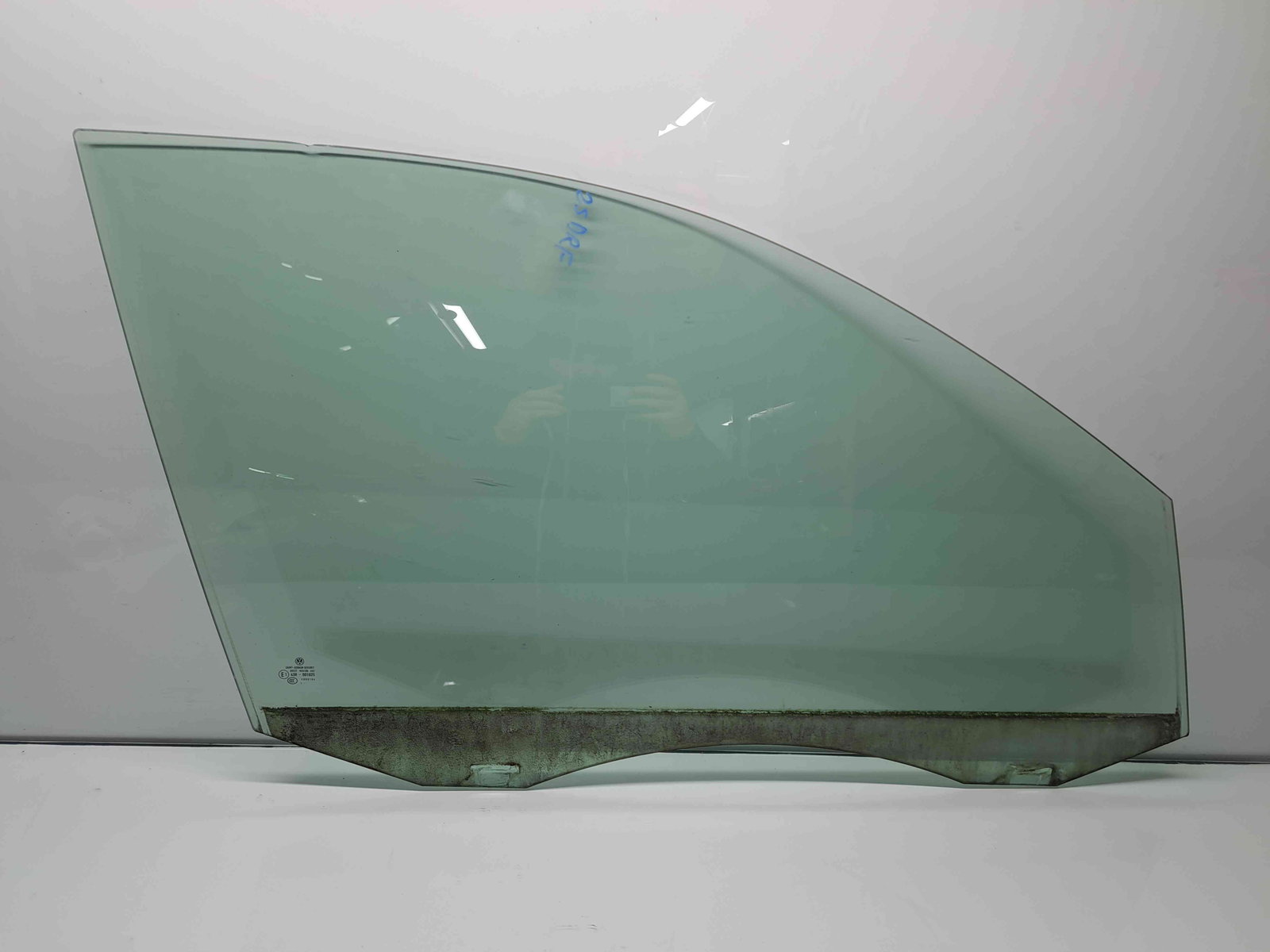 Geam usa dreapta fata Volkswagen Tiguan (5N) [Fabr 2007-2016] OEM - imagine 1