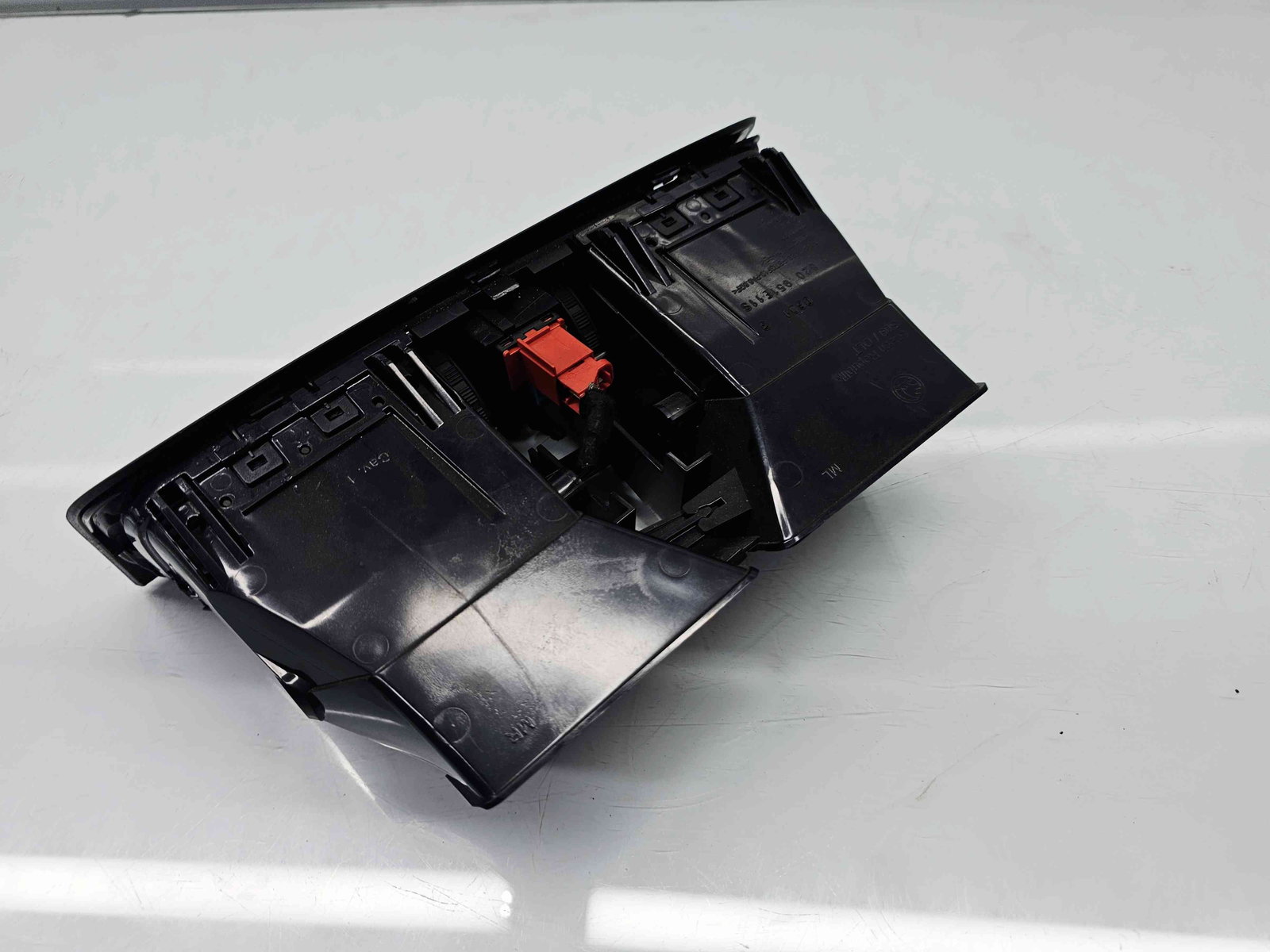 Grila aerisire centrala Skoda Fabia 2 (5J, 542) [Fabr 2007-2014] 5J0820957 - imagine 7