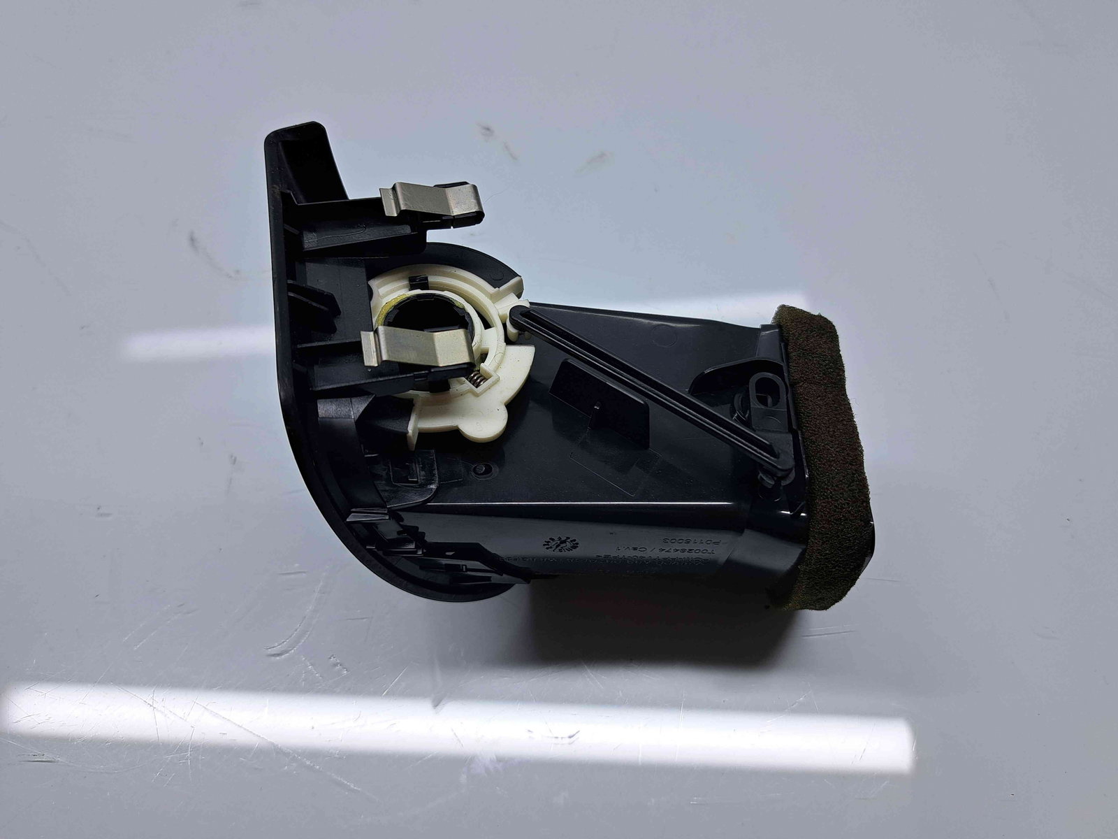 Grila aerisire dreapta Skoda Fabia 2 (5J, 542) [Fabr 2007-2014] 5J0819702 - imagine 4