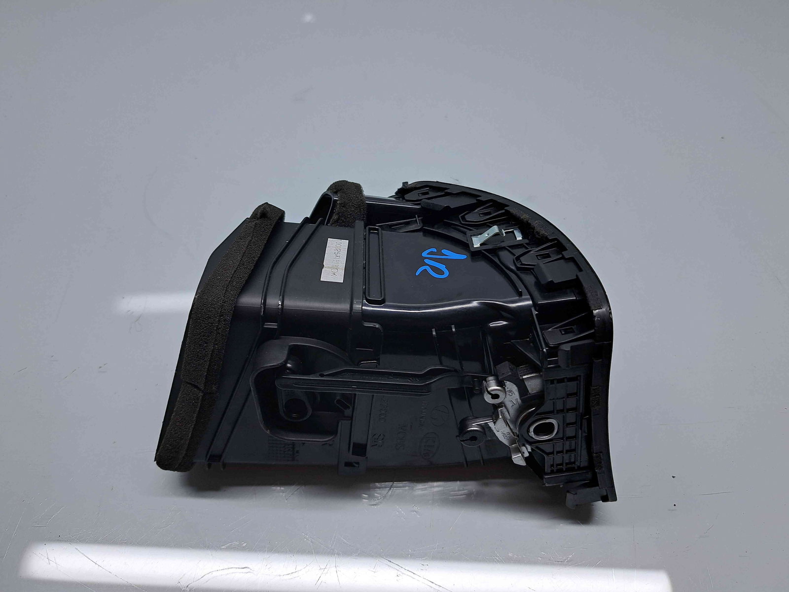 Grila aerisire dreapta Kia Sorento 2 [Fabr 2009-2015] 97490-2P000 - imagine 4