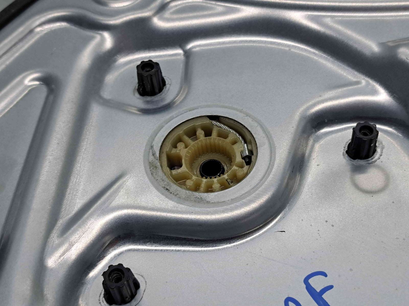 Macara electrica geam dreapta fata Skoda Yeti (5L) [Fabr 2009-2020] 5L0837402A - imagine 2