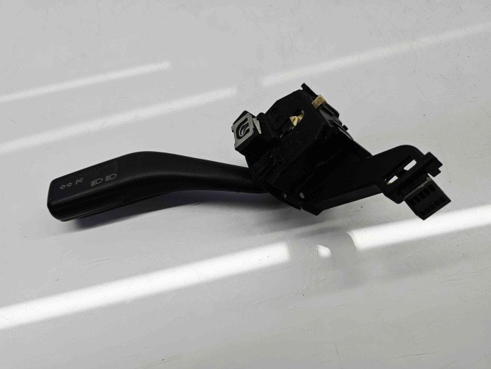  Maneta semnalizare Volkswagen Caddy 3 (2KA, 2KH) [Fabr 2004-2009] 1K0953513