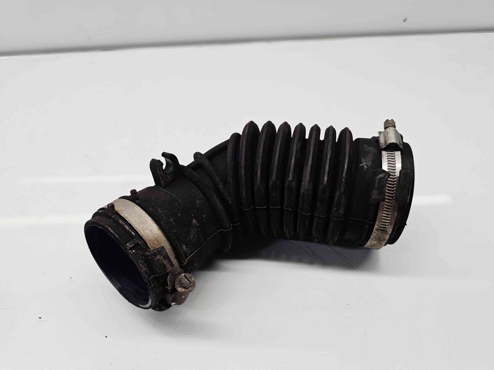 Tub admisie aer Renault Clio 4 [Fabr 2012-prezent] 165758885R 1.5 dCi K9K608 66KW / 90CP - imagine 3