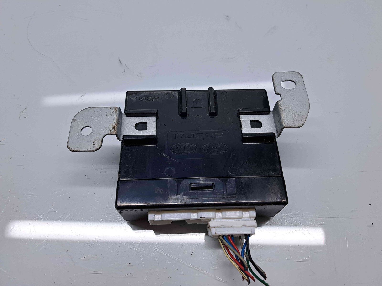 Modul confort Kia Sorento 2 [Fabr 2009-2015] 95700-2P200 - imagine 3