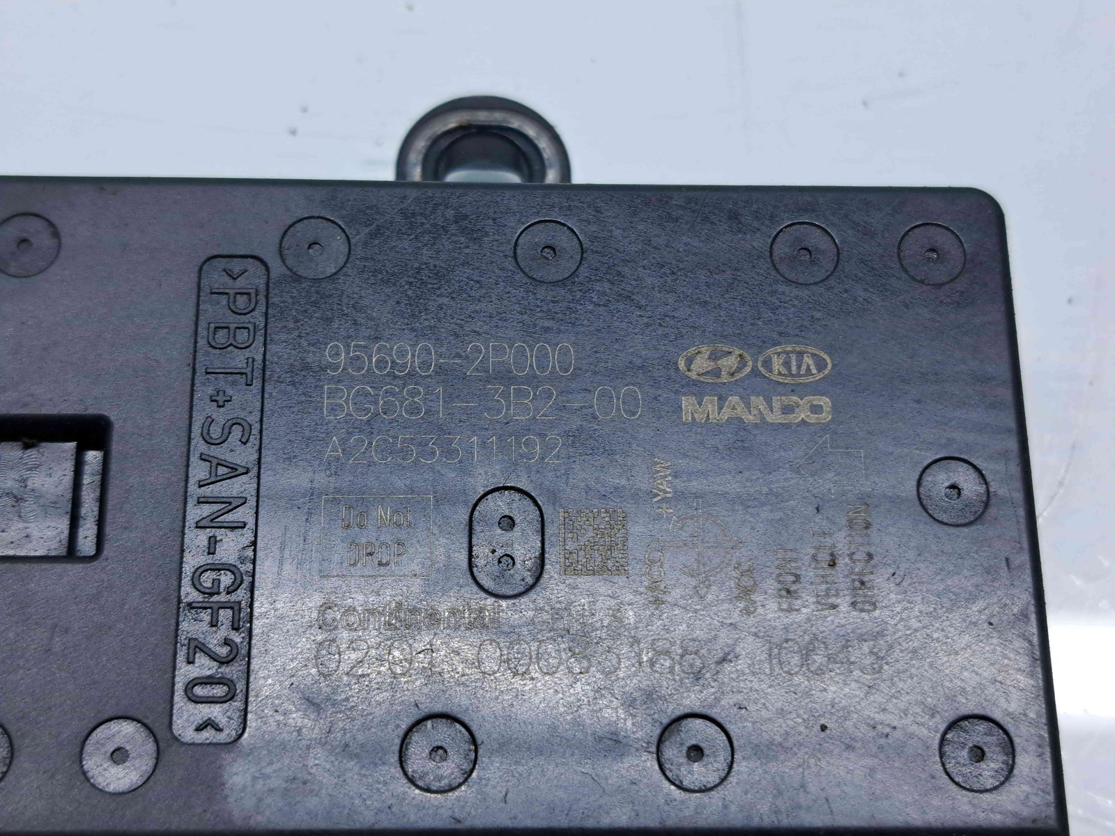 Modul confort Kia Sorento 2 [Fabr 2009-2015] 95690-2P000 - imagine 2