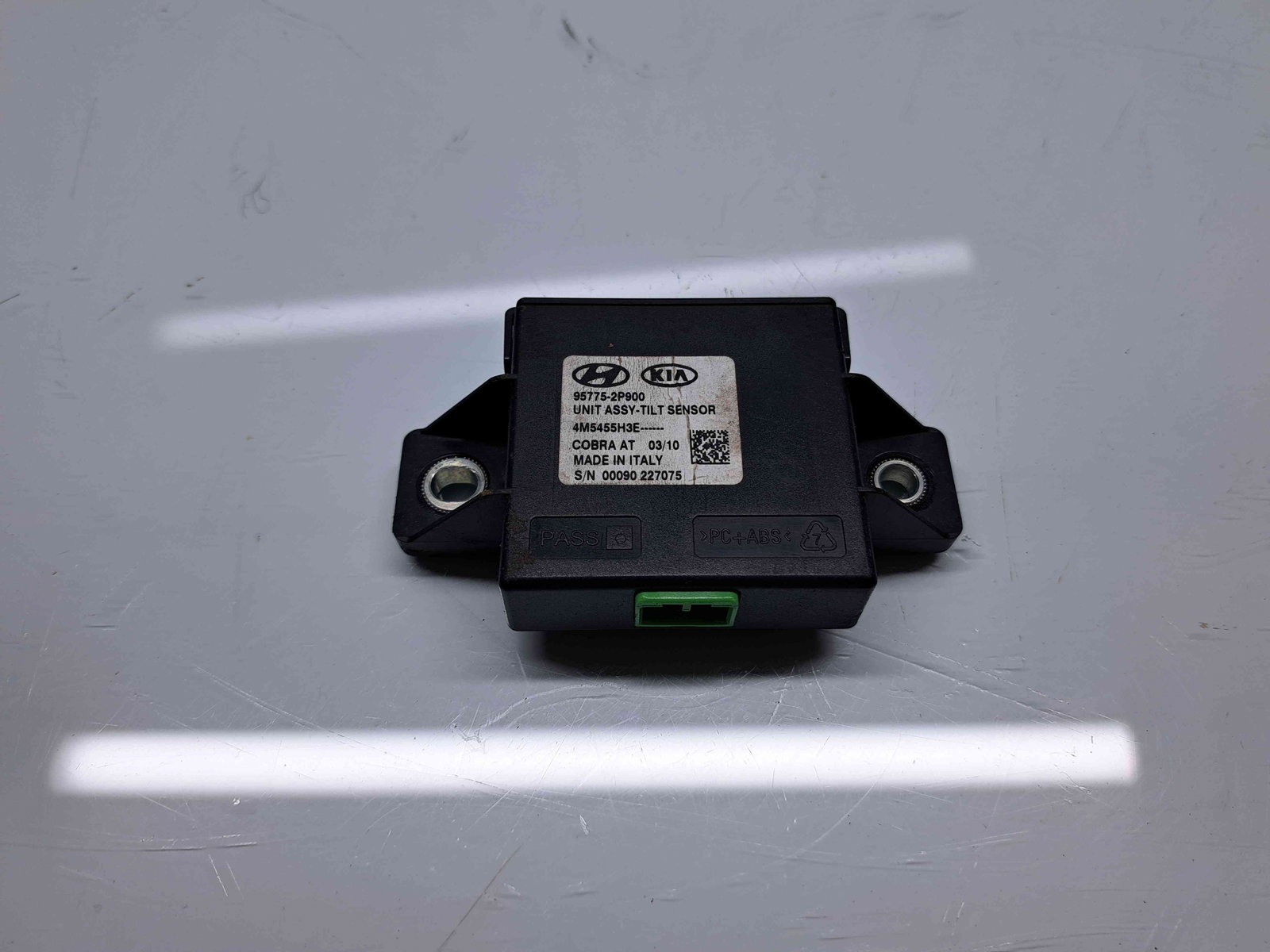Modul confort Kia Sorento 2 [Fabr 2009-2015] 95775-2P900