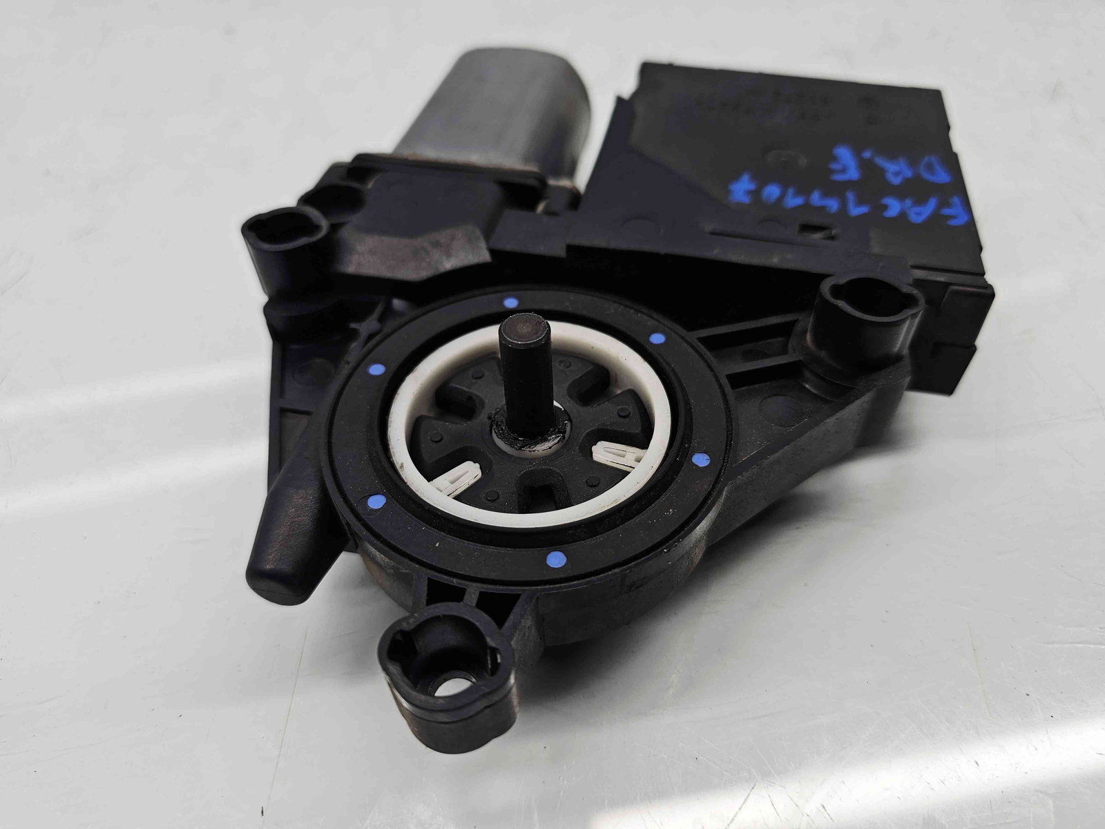 Motoras geam dreapta fata Volkswagen Caddy 3 (2KA, 2KH) [Fabr 2004-2009] 1K0959792J - imagine 2