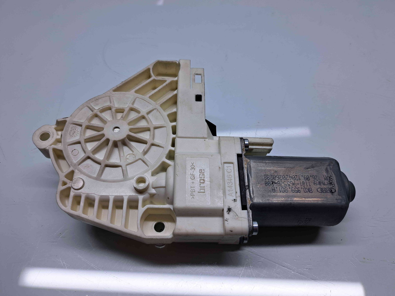 Motoras geam stanga fata Skoda Superb II Combi (3T5) [Fabr 2009-2015] 8K0959801A - imagine 1