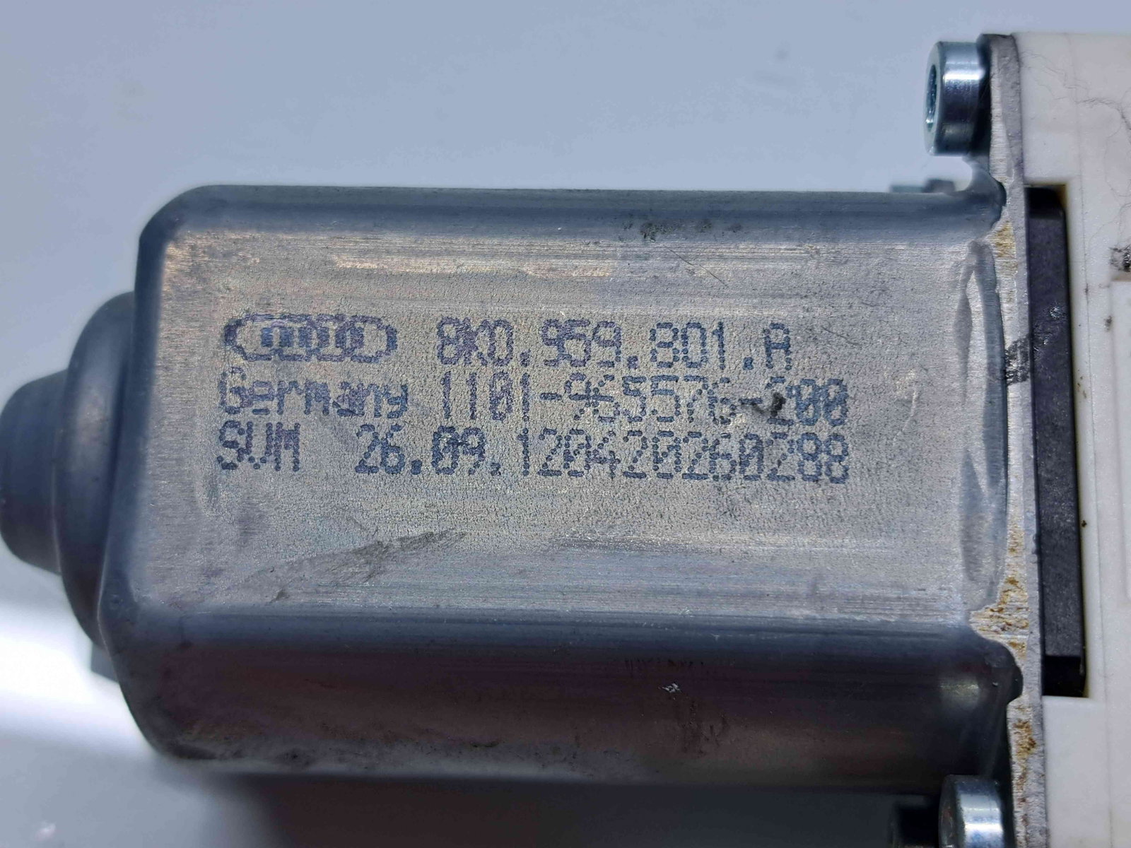 Motoras geam stanga fata Skoda Superb II Combi (3T5) [Fabr 2009-2015] 8K0959801A - imagine 2