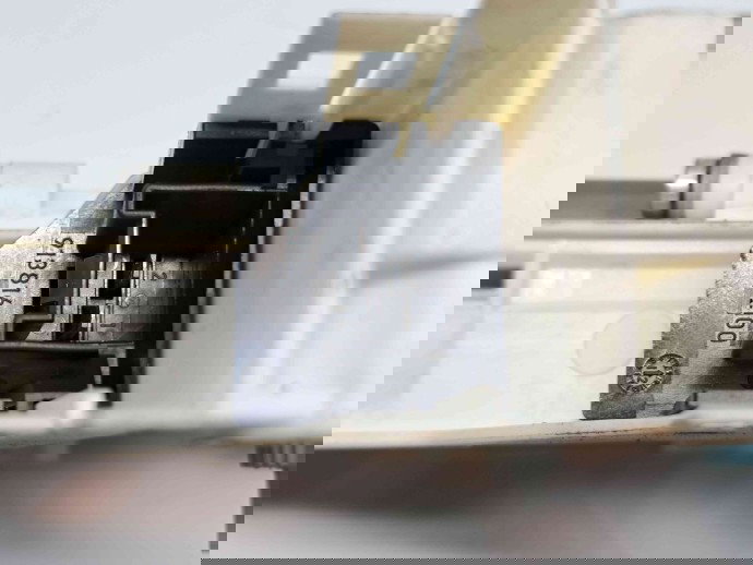 Motoras geam stanga fata Skoda Superb II Combi (3T5) [Fabr 2009-2015] 8K0959801A